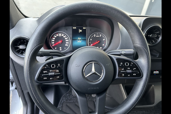 Mercedes-Benz Sprinter 317 CDI L2 H2 MBUX / Navigatie / Camera / Parkeersensoren / Cruise control / Airco / 270 Graden achterdeuren