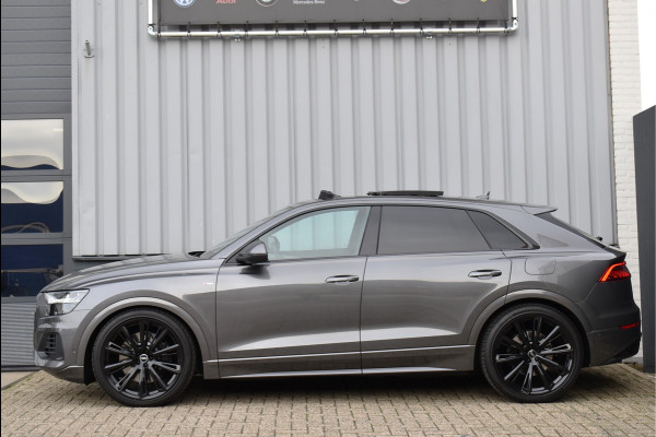 Audi Q8 55 TFSI e Quattro 381 Pk S-Line Black Ed RS-Stoel Pano Matrix Keyless Luchtvering Navi 23 Inch