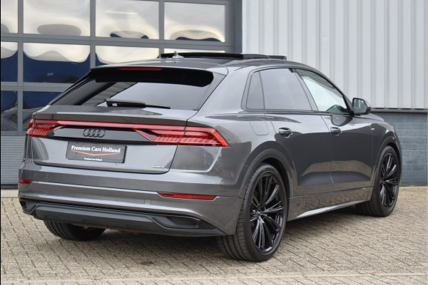 Audi Q8 55 TFSI e Quattro 381 Pk S-Line Black Ed RS-Stoel Pano Matrix Keyless Luchtvering Navi 23 Inch