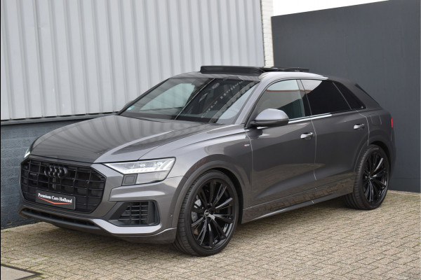 Audi Q8 55 TFSI e Quattro 381 Pk S-Line Black Ed RS-Stoel Pano Matrix Keyless Luchtvering Navi 23 Inch