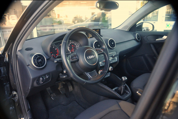 Audi A1 Sportback 1.4 TFSI Sport Pro Line S | PDC | Climate control | Stoelverwarming