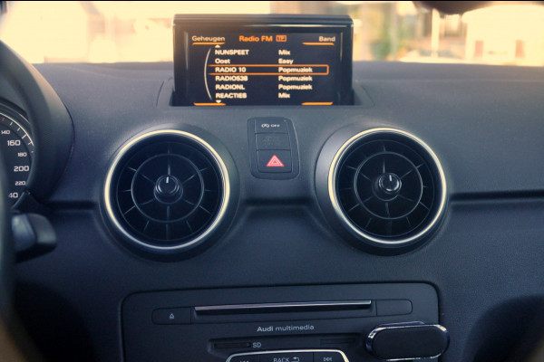 Audi A1 Sportback 1.4 TFSI Sport Pro Line S | PDC | Climate control | Stoelverwarming