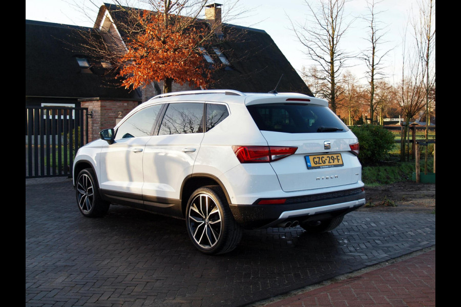 Seat Ateca 1.4 EcoTSI Xcellence | Panoramadak | Camera | Apple Carplay | Cruise Control | Leer |