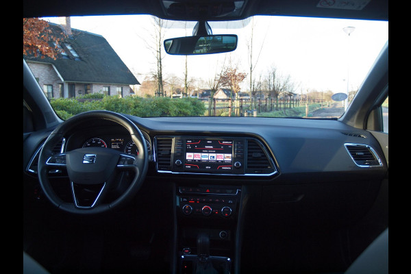 Seat Ateca 1.4 EcoTSI Xcellence | Panoramadak | Camera | Apple Carplay | Cruise Control | Leer |