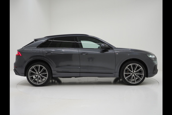 Audi Q8 55 TFSI e quattro Pro Line S | RS Stoelen | 23'' | Panoramadak | Luchtvering | 360 | Head Up