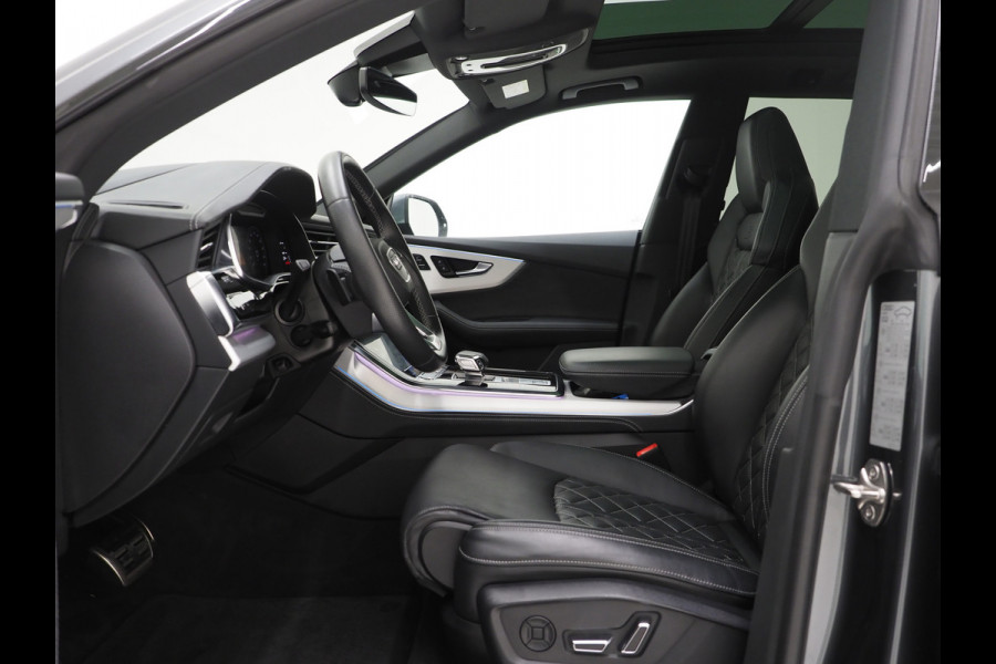 Audi Q8 55 TFSI e quattro Pro Line S | RS Stoelen | 23'' | Panoramadak | Luchtvering | 360 | Head Up