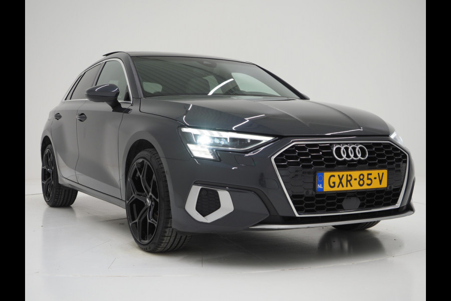 Audi A3 Sportback 40 TFSI e 204PK | Panoramadak | Leder | Keyless | Camera | DAB