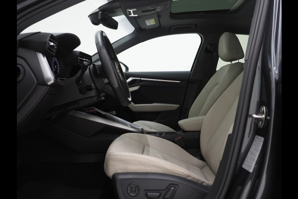 Audi A3 Sportback 40 TFSI e 204PK | Panoramadak | Leder | Keyless | Camera | DAB