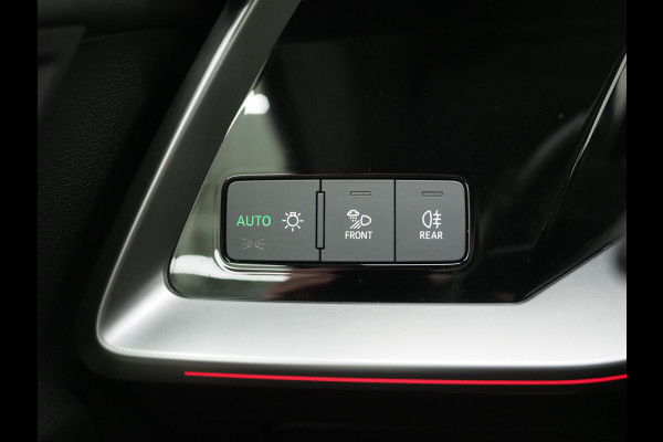 Audi A3 Sportback 40 TFSI e 204PK | Panoramadak | Leder | Keyless | Camera | DAB