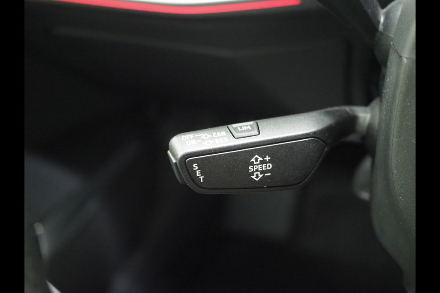 Audi A3 Sportback 40 TFSI e 204PK | Panoramadak | Leder | Keyless | Camera | DAB