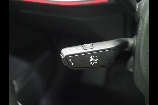 Audi A3 Sportback 40 TFSI e 204PK | Panoramadak | Leder | Keyless | Camera | DAB