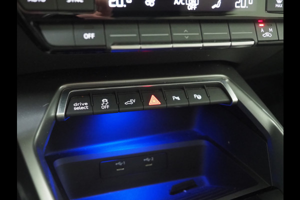 Audi A3 Sportback 40 TFSI e 204PK | Panoramadak | Leder | Keyless | Camera | DAB