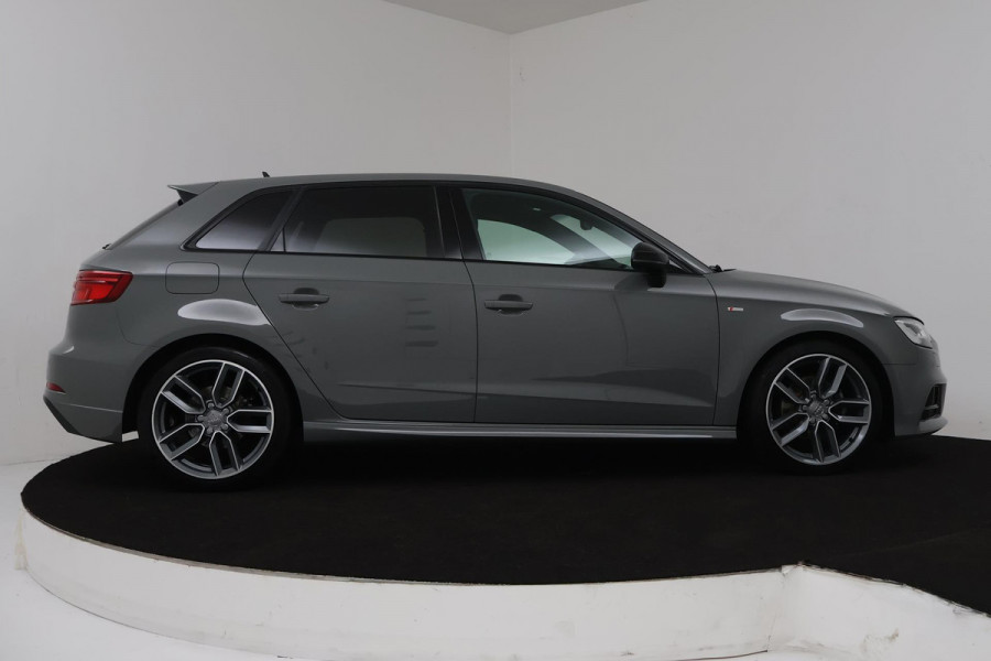 Audi A3 Sportback 35 TFSI CoD Advance Sport Automaat (NAVIGATIE, VIRTUAL, PDC, STOELV, ADAPTIVE, NL-AUTO, GOED ONDERHOUDEN)