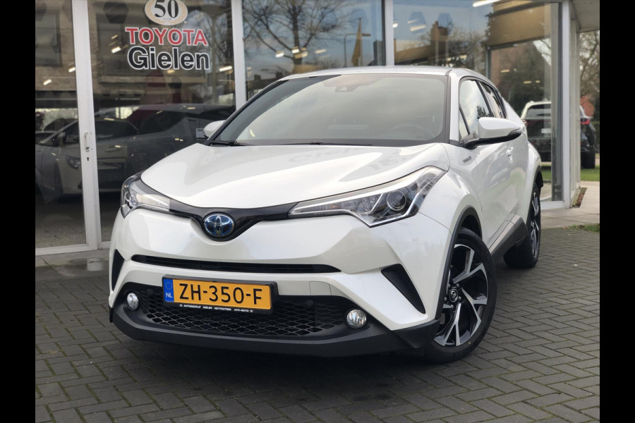 Toyota C-HR 1.8 Hybrid Dynamic | Eerste eigenaar, Navigatie, Stoelverwarming, 18 inch, Privacy Glass, Parelmoer wit, DAB