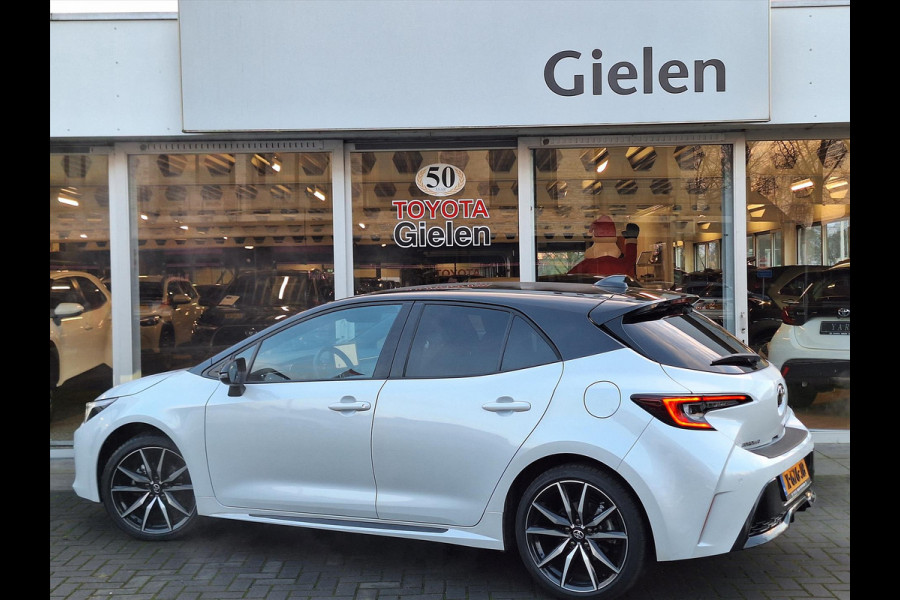 Toyota Corolla 1.8 Hybrid 140pk GR Sport | Eerste eigenaar, Half Leer, LED, Stoelverwarming, Parkeersensoren, Keyless, Parelmoer wit