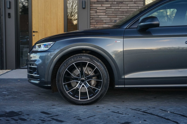 Audi Q5 50 TFSI e Quattro 3X S-Line/Pano/B&O/Luchtv/Trkhk/VOL