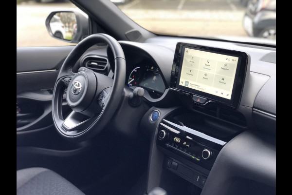 Toyota Yaris Cross 1.5 Hybrid Dynamic Plus | Smart Connect, Stoel + Stuurverwarming, Apple CarPlay, Keyless, 17inch, Groot scherm