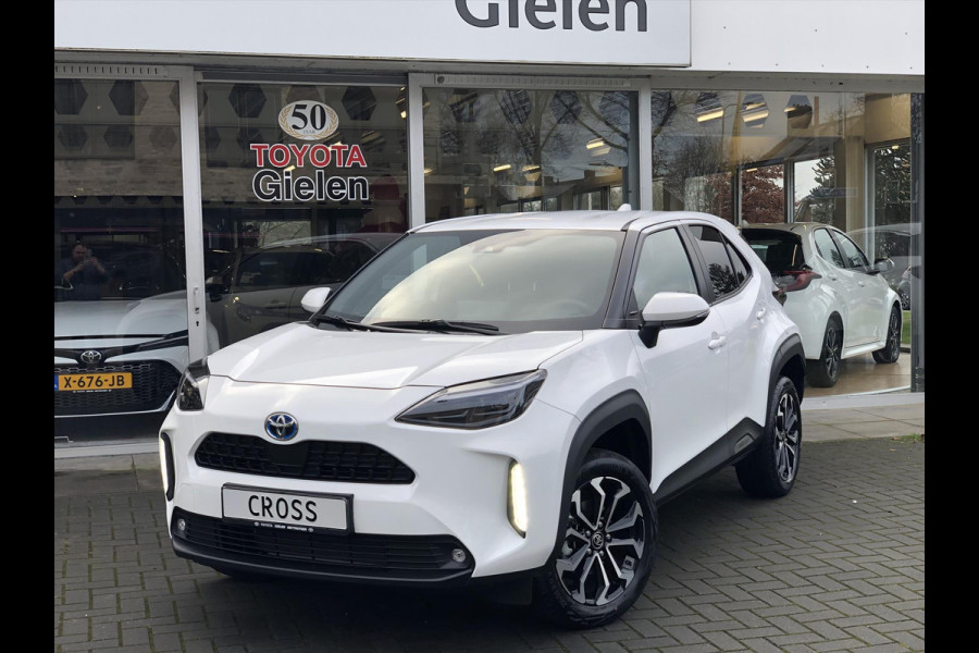 Toyota Yaris Cross 1.5 Hybrid Dynamic Plus | Smart Connect, Stoel + Stuurverwarming, Apple CarPlay, Keyless, 17inch, Groot scherm