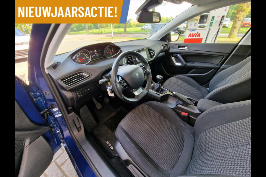 Peugeot 308 SW 1.2 PureTech Blue Lease Executive|51.185KM|trekhaak|Pano|Cruise|Navi|Carplay|