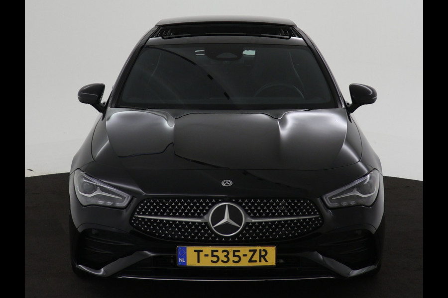 Mercedes-Benz CLA-Klasse Shooting Brake 200 AMG Line | Panorama Schuifdak | AMG Styling | 19 Inch AMG Velgen | Sfeerverlichting | Inclusief 24 maanden MB Certified garantie voor Europa.