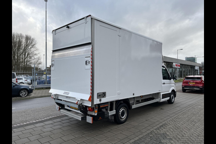 Volkswagen Crafter 35 2.0 TDI L4 Highline EURO VI 140PK Automaat | Laadbak | Laadklep | Geveerde bestuurdersstoel | Navigatie |