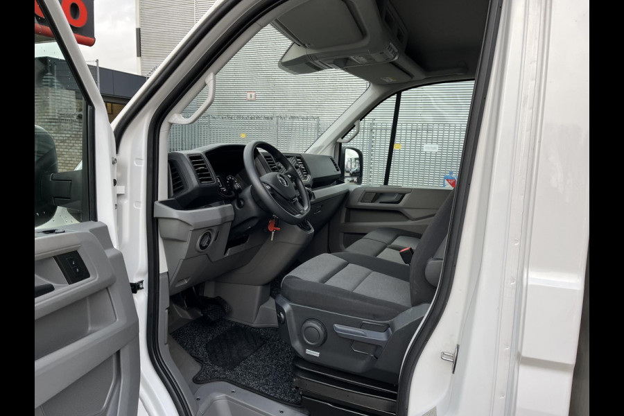 Volkswagen Crafter 35 2.0 TDI L4 Highline EURO VI 140PK Automaat | Laadbak | Laadklep | Geveerde bestuurdersstoel | Navigatie |