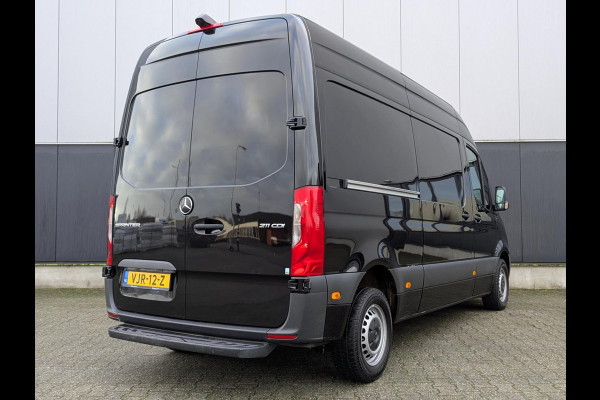 Mercedes-Benz Sprinter 211 L2H2 114PK AUTOMAAT CLIMATE CRUISE NAVI ACHTERUITRIJCAMERA CARPLAY