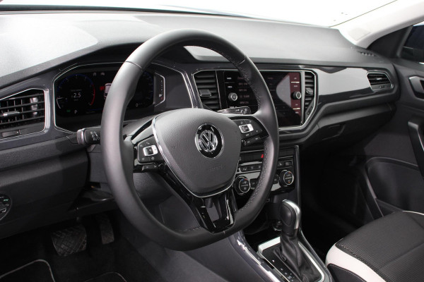 Volkswagen T-Roc 1.5 TSI 150pk DSG Sport | Navigatie | Climate Control | Virtual Cockpit | Led | Adaptive Cruise control | Extra Getint Glas