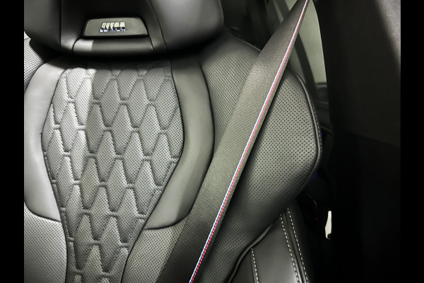 BMW X5 xDrive50e M-Performance Seats | M-Sport Pro | 360 View | ACC | Panorama | Soft-Close | Carbon | Ambiente Geur & verlichting | Head-Up | Stoelventilatie | Memory | Drive-Recorder | Harman-Kardon | 22'' | Laser-LED | Zonwering | Iconic-Glow | 4-Zone Clima | Trekhaak | Keyless-Entry | Leder-Pakket | ISO-Glas | Luchtvering | Draadloos laden | Carplay |