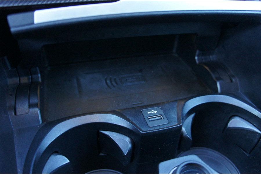 BMW 3-serie 330e M Sport Performance Carbon LiveCockpit|Navi|Stoelverwarming