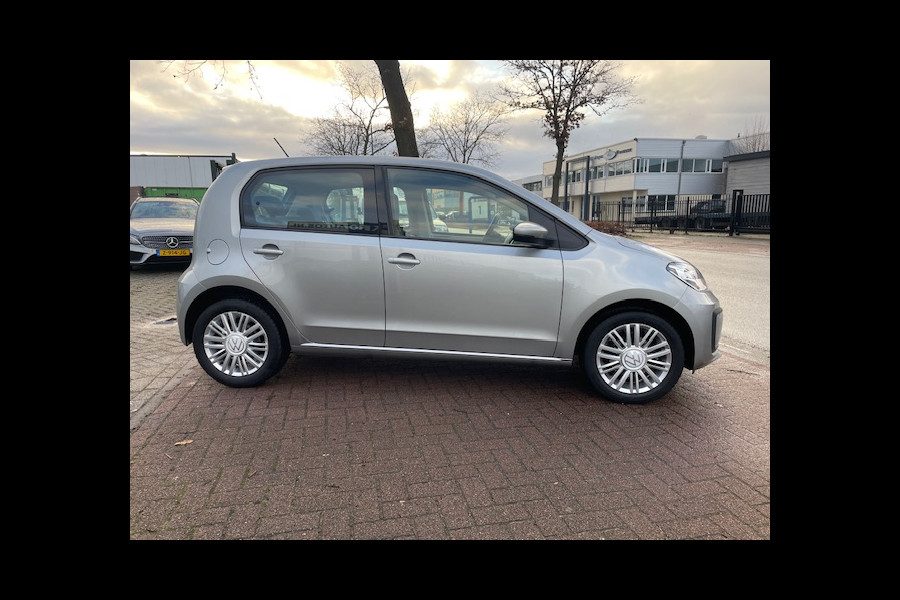 Volkswagen up! 1.0 5deurs Beats Executive 72.000km Airco/ECC,Camera,Cruisecontrol