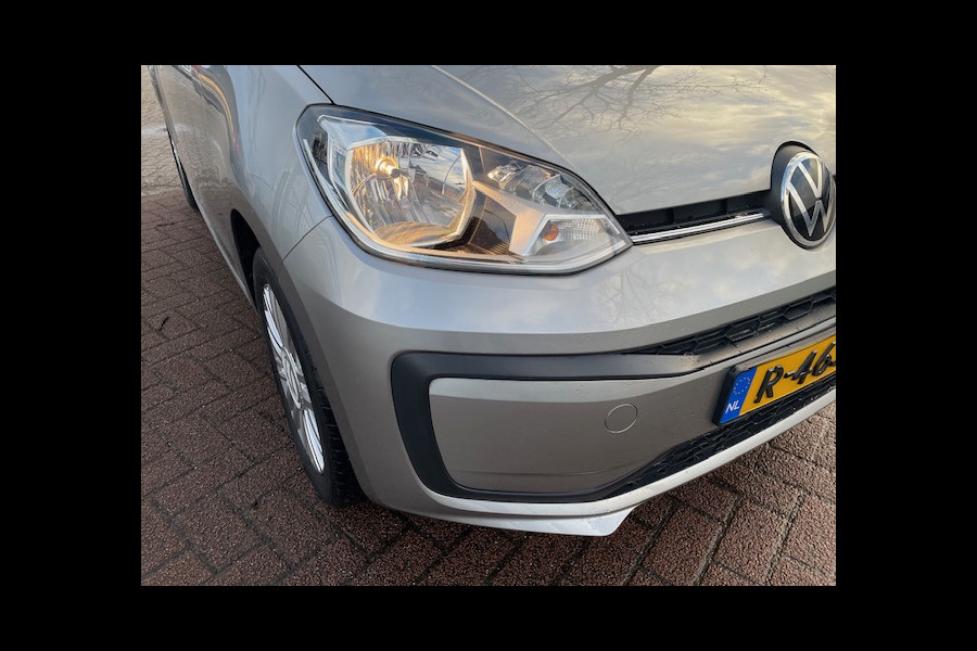 Volkswagen up! 1.0 5deurs Beats Executive 72.000km Airco/ECC,Camera,Cruisecontrol