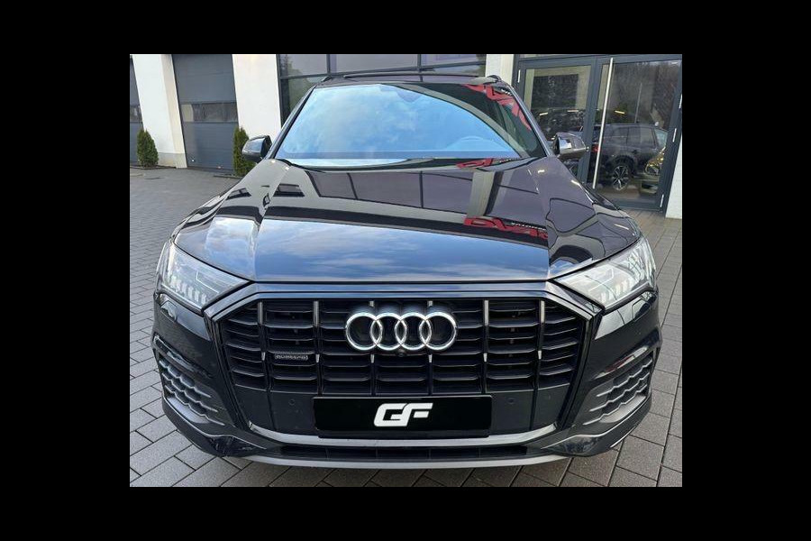 Audi Q7 55 TFSI e Quattro S-Line Black Edition RS-Seats Trek