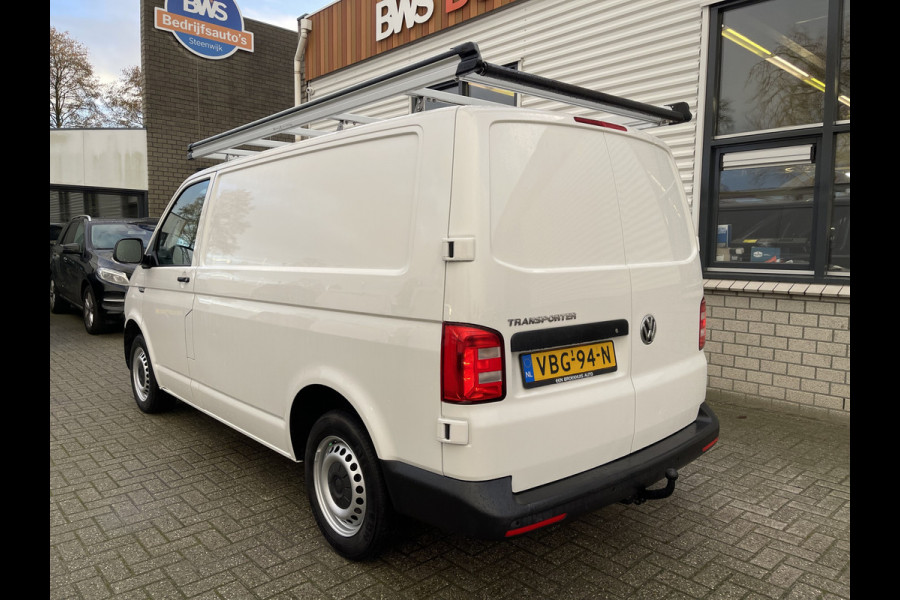 Volkswagen Transporter 2.0 TDI 102pk L1H1 Comfortline / vaste prijs rijklaar € 16.950 ex btw / lease vanaf € 311 / airco / cruise / imperial / bijrijdersbank / trekhaak / pdc achter / laadruimte beveiliging !