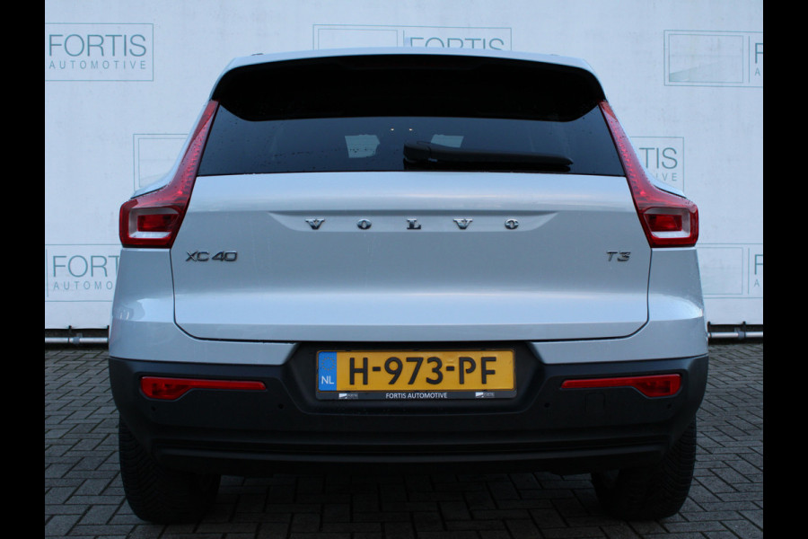 Volvo XC40 1.5 T3 NL AUTO | CAMERA | STOELVERW | PDC VOOR & ACHTER |