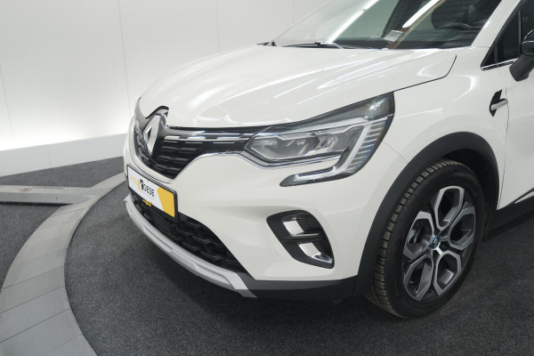 Renault Captur 1.6 E-Tech Plug-in Hybrid 160 Intens | Trekhaak | Parkeersensoren | Navigatie | 18 Inch Velgen