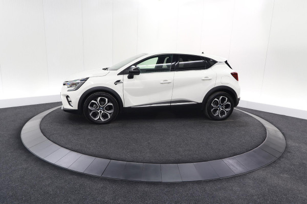 Renault Captur 1.6 E-Tech Plug-in Hybrid 160 Intens | Trekhaak | Parkeersensoren | Navigatie | 18 Inch Velgen