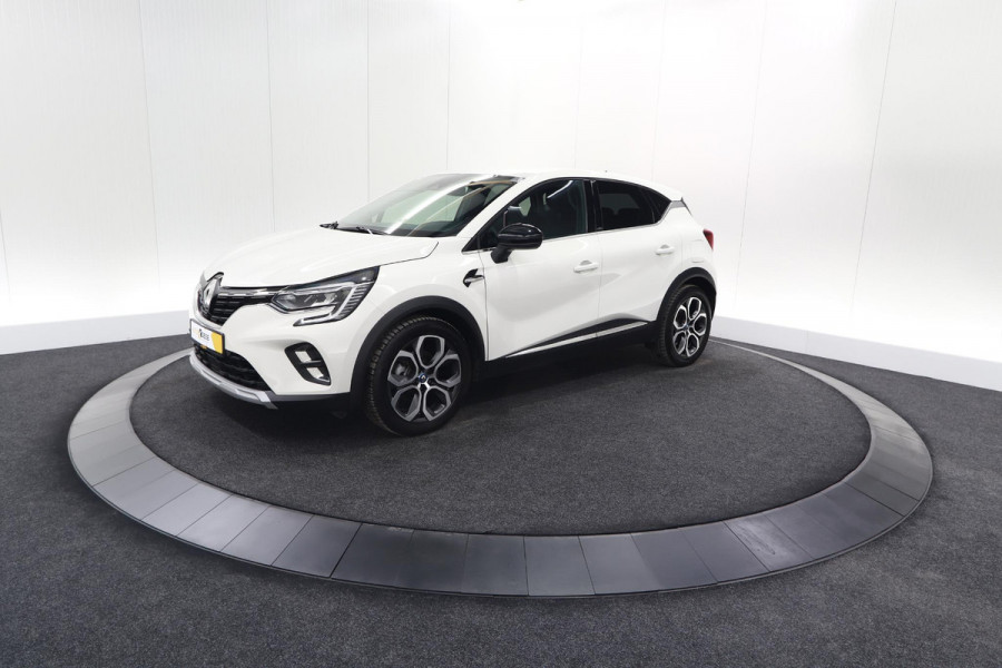 Renault Captur 1.6 E-Tech Plug-in Hybrid 160 Intens | Trekhaak | Parkeersensoren | Navigatie | 18 Inch Velgen