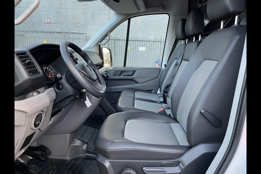 Volkswagen Crafter 35 2.0 TDI L3H2 Koelwagen 177 pk | Nachtkoeling | Carrier | Navigatie | Parkeersensoren | Achteruitrijcamera | Airco | 2 zitplaatsen rechtsvoor |