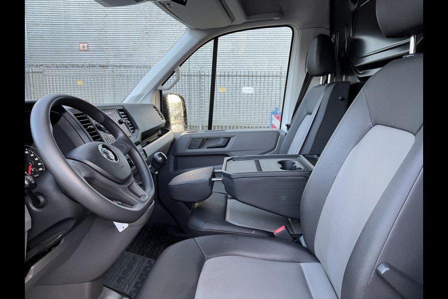 Volkswagen Crafter 35 2.0 TDI L3H2 Koelwagen 177 pk | Nachtkoeling | Carrier | Navigatie | Parkeersensoren | Achteruitrijcamera | Airco | 2 zitplaatsen rechtsvoor |