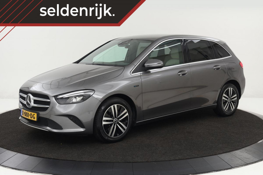 Mercedes-Benz B-Klasse 250e Luxury Limited | Leder | Trekhaak | Stoelverwarming | Sfeerverlichting | Full LED | Camera | Park Assist | Widescreen