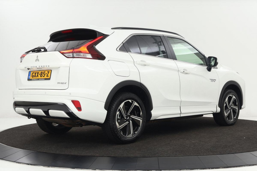 Mitsubishi Eclipse Cross 2.4 PHEV Instyle | Stoel & stuurverwarming | 360 camera | Standkachel | Leder/Alcantara | Adaptive cruise | Keyless | Navigatie