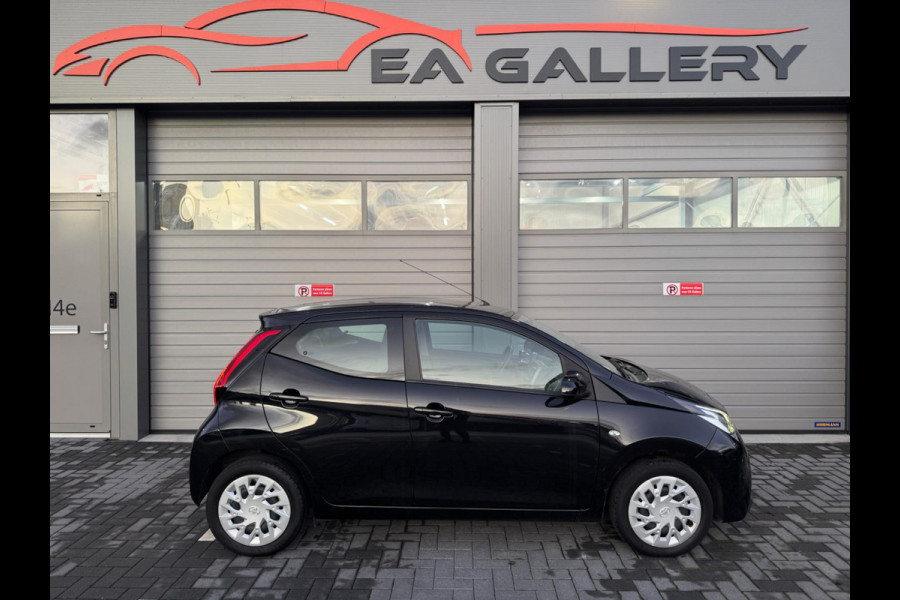 Toyota Aygo 1.0 VVT-i x-play |Airco|camera|Automaat