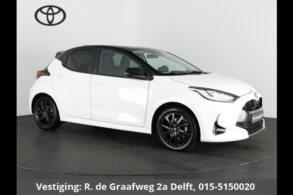 Toyota Yaris 1.5 Hybrid Dynamic Bi-Tone | Navigatie | Privacy Glass | Adaptive Cruise Control |