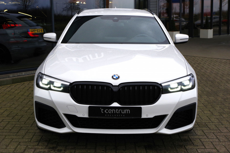 BMW 5 Serie Touring 530e 292 PK M-Sport Business Ed. Plus PHEV, Leder, Stoel- & Stuurverwarming, Camera