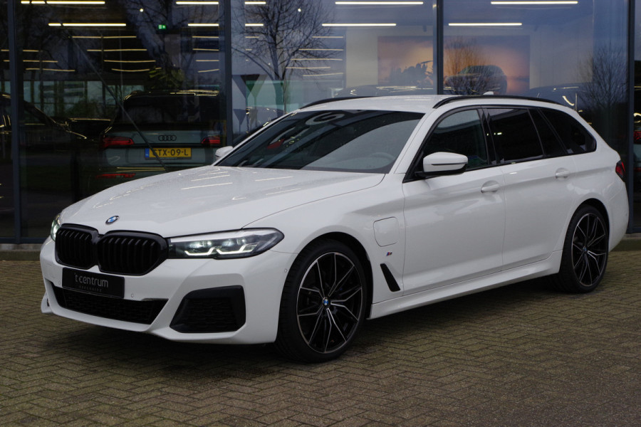 BMW 5 Serie Touring 530e 292 PK M-Sport Business Ed. Plus PHEV, Leder, Stoel- & Stuurverwarming, Camera