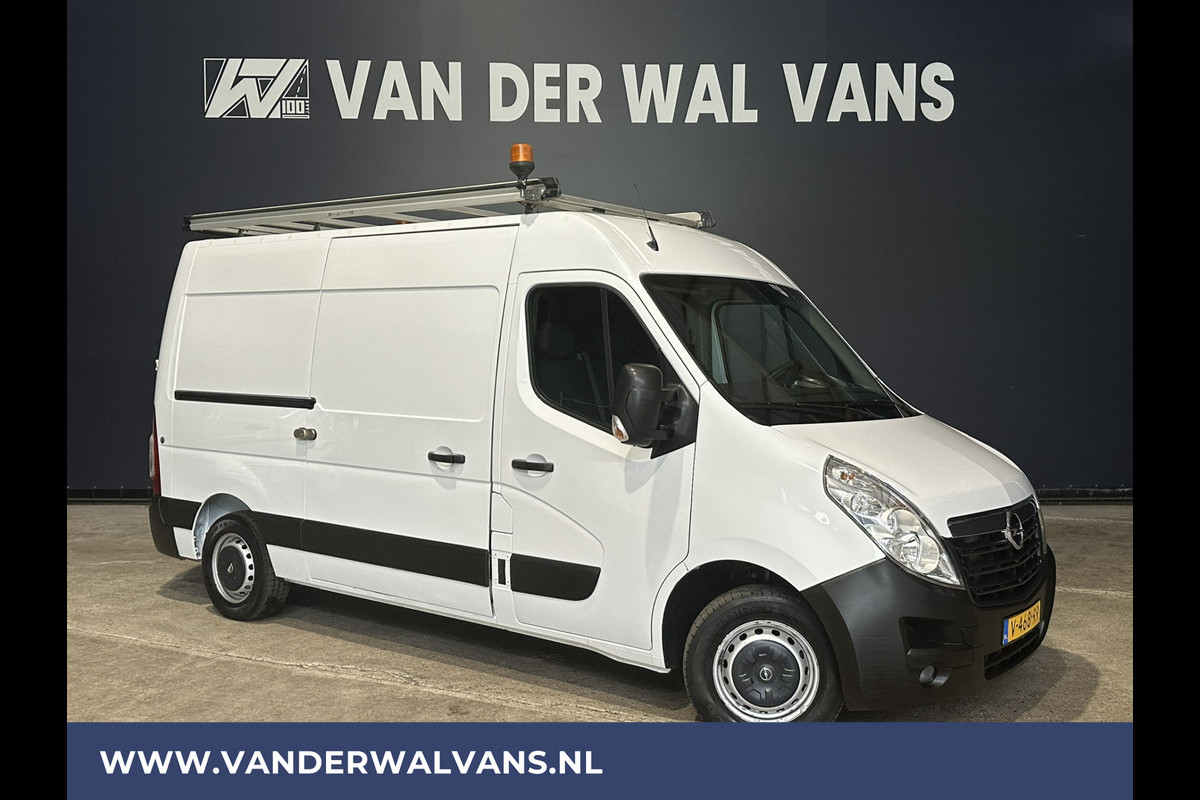 Opel Movano 2.3 CDTI 145pk L2H2 Euro6 Airco | Imperiaal | Trap | Camera | Navigatie | 2500kg Trekhaak, Cruisecontrol, Parkeersensoren, Bijrijdersbank