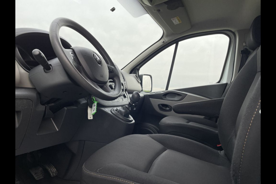 Renault Trafic Renault Trafic 1.6 dCi E6 Comfort BPM Vrij! Lease €239 p/m, Airco, Navi, Bedrijfsinrichting, PDC, Trekhaak, Volledig onderhoudshistorie aanwezig