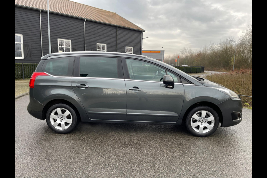 Peugeot 5008 1.2 PURE-TECH STYLE 7-PERSSONS PANORAMDAK NAVI CAMERA TREKHAAK