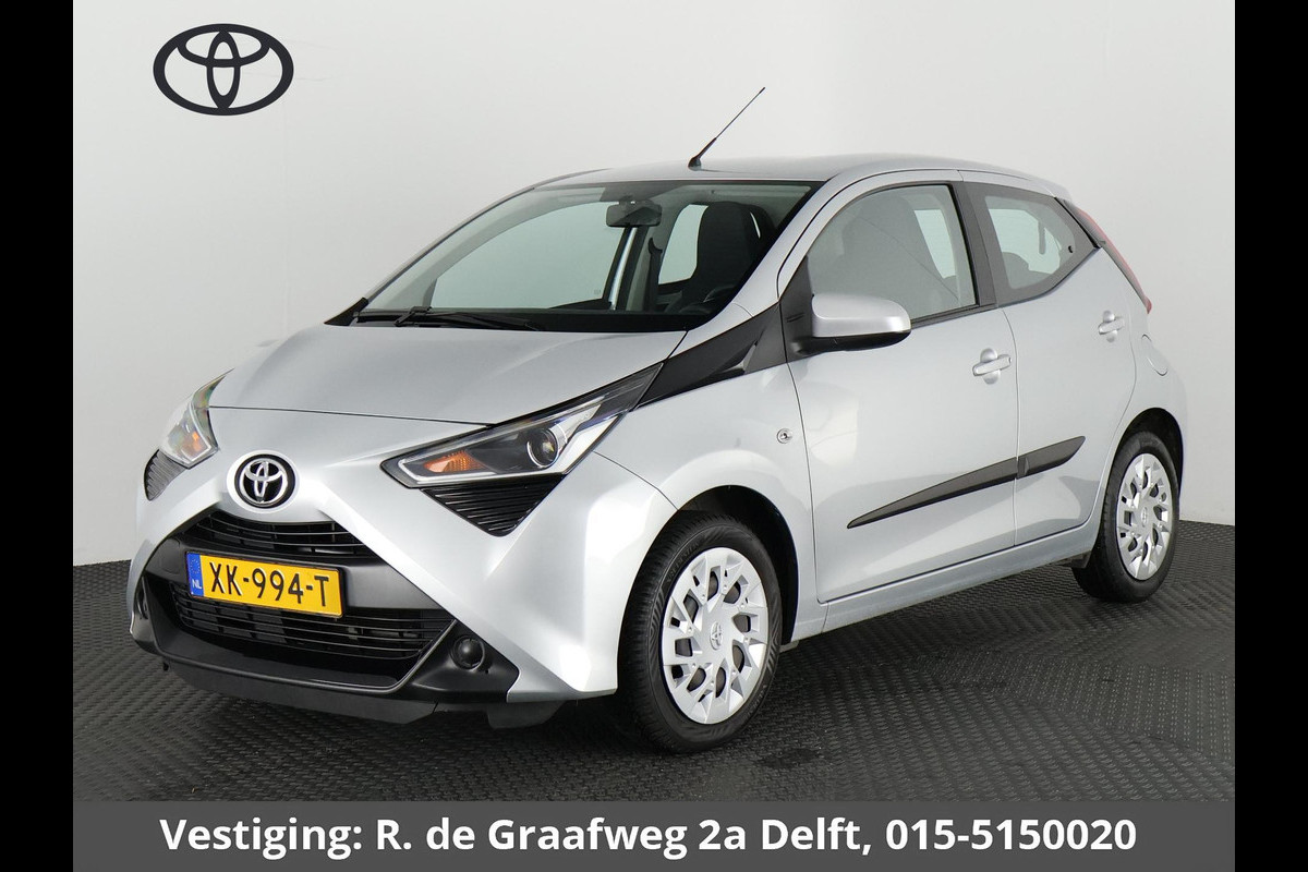 Toyota Aygo 1.0 VVT-i X-Play Automaat | 1e eigenaar | Apple Carplay & AnroidAUTO | Airco |